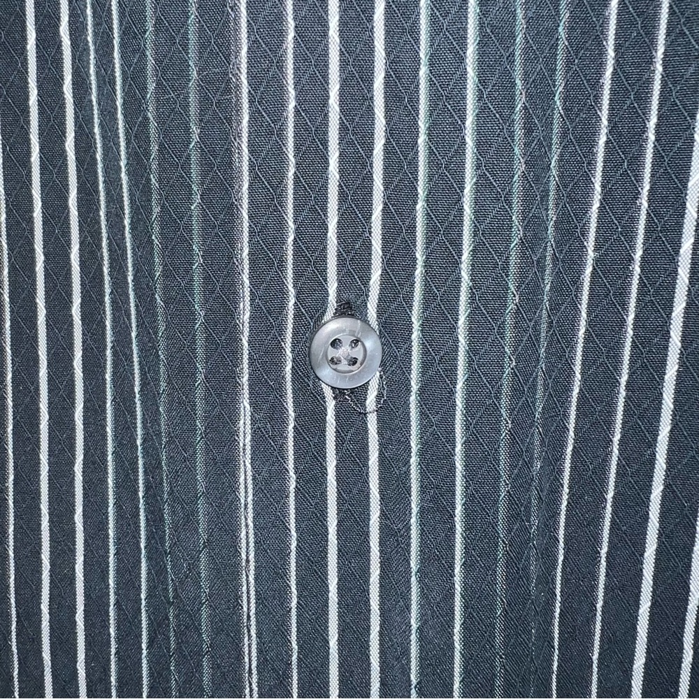 ✨ALFANI BUTTON DOWN✨ - Picture 3 of 4